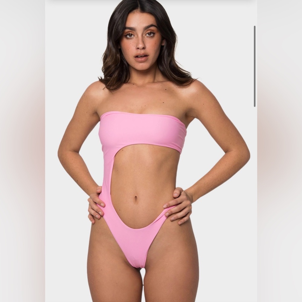 Khassani Pink Strapless Women's Swimsuit Milly One Piece